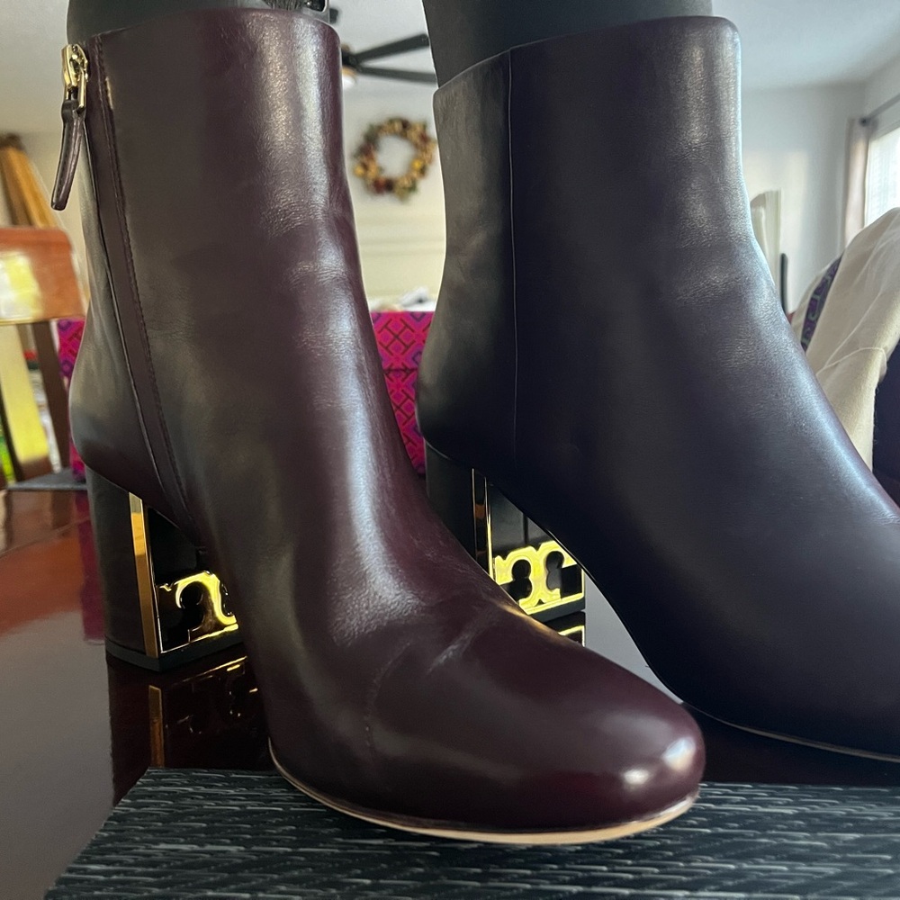 Tory Burch GIGI 70 MM Bootie Calf Leather Black Cherry in Color size 11